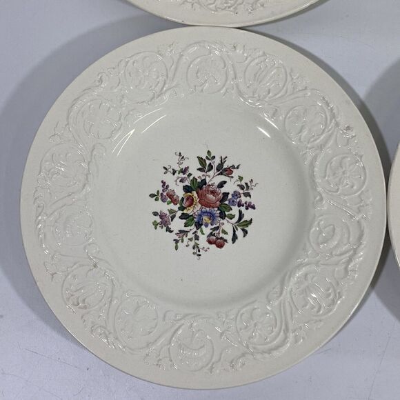 Antique Wedgwood Conway Patrician Dinner Plates set of (4) Embossed Relief 9.25 - Picture 4 of 15